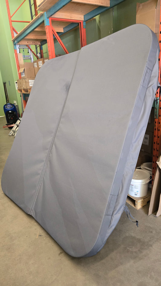 84" x 84" CLEARANCE Hot Tub Cover