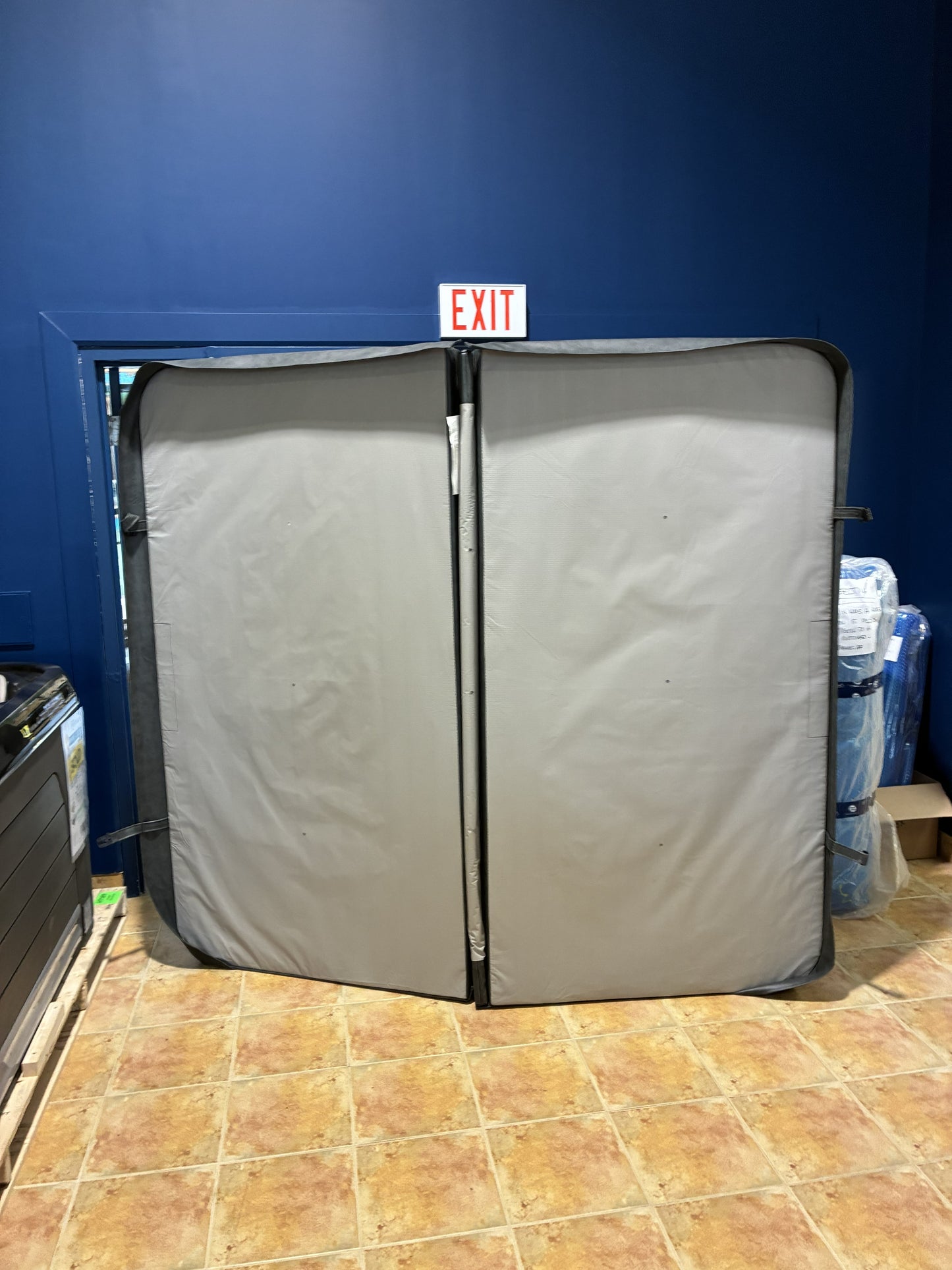 80" X 88" CLEARANCE Hot Tub Cover