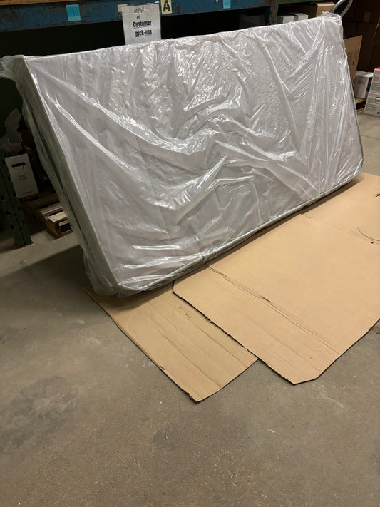 94" x 94" CLEARANCE Hot Tub Cover