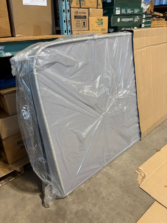90" x 90" CLEARANCE Hot Tub Cover